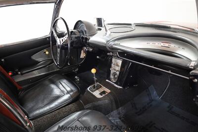 1961 Chevrolet Corvette   - Photo 12 - Springfield, OH 45503