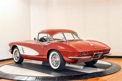 1961 Chevrolet Corvette   - Photo 8 - Springfield, OH 45503