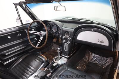 1967 Chevrolet Corvette   - Photo 14 - Springfield, OH 45503