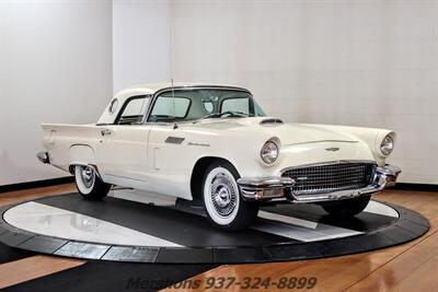 1957 Ford Thunderbird   - Photo 13 - Springfield, OH 45503