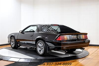 1986 Chevrolet Camaro IROC-Z   - Photo 5 - Springfield, OH 45503