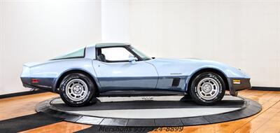 1982 Chevrolet Corvette   - Photo 8 - Springfield, OH 45503