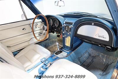 1965 Chevrolet Corvette   - Photo 11 - Springfield, OH 45503