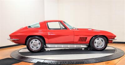 1967 Chevrolet Corvette   - Photo 8 - Springfield, OH 45503