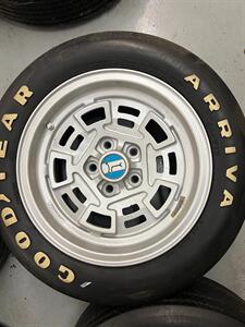 1971 DeTomaso Pantera 1971-1974  Wheels & RARE OE Arriva Tires - Photo 5 - Springfield, OH 45503