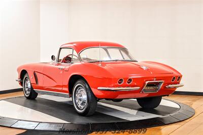1962 Chevrolet Corvette   - Photo 5 - Springfield, OH 45503