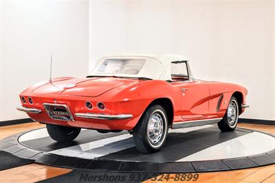 1962 Chevrolet Corvette   - Photo 13 - Springfield, OH 45503