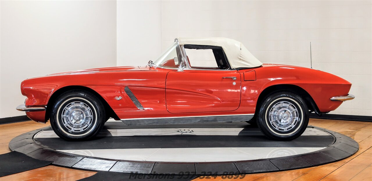 1962 Chevrolet Corvette   - Photo 10 - Springfield, OH 45503