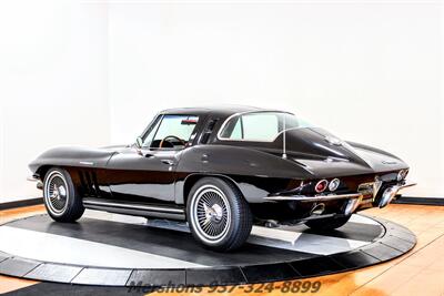 1965 Chevrolet Corvette   - Photo 7 - Springfield, OH 45503