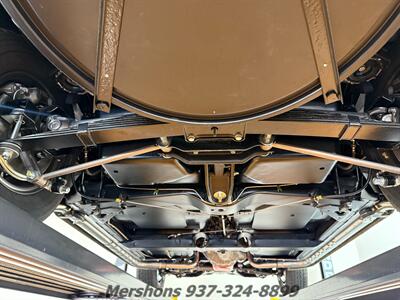 1966 Chevrolet Corvette   - Photo 19 - Springfield, OH 45503