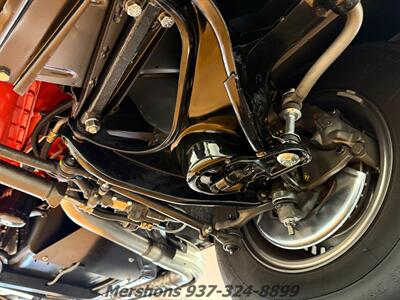 1966 Chevrolet Corvette   - Photo 23 - Springfield, OH 45503