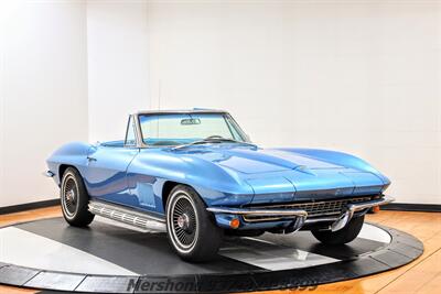 1967 Chevrolet Corvette   - Photo 12 - Springfield, OH 45503