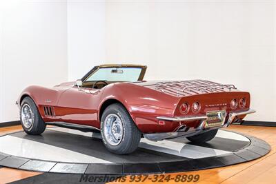 1969 Chevrolet Corvette   - Photo 5 - Springfield, OH 45503