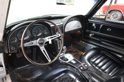 1966 Chevrolet Corvette   - Photo 2 - Springfield, OH 45503