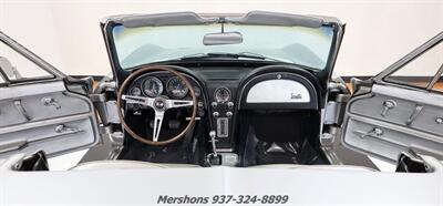 1966 Chevrolet Corvette   - Photo 2 - Springfield, OH 45503