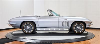 1966 Chevrolet Corvette   - Photo 8 - Springfield, OH 45503