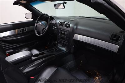 2004 Ford Thunderbird Deluxe   - Photo 18 - Springfield, OH 45503