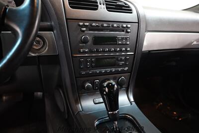 2004 Ford Thunderbird Deluxe   - Photo 22 - Springfield, OH 45503