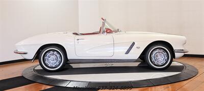 1962 Chevrolet Corvette   - Photo 8 - Springfield, OH 45503