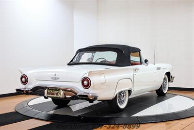 1957 Ford Thunderbird   - Photo 12 - Springfield, OH 45503