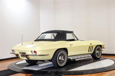 1965 Chevrolet Corvette   - Photo 11 - Springfield, OH 45503