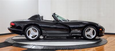 1995 Dodge Viper RT/10   - Photo 8 - Springfield, OH 45503
