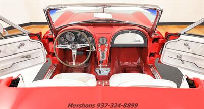 1965 Chevrolet Corvette   - Photo 2 - Springfield, OH 45503