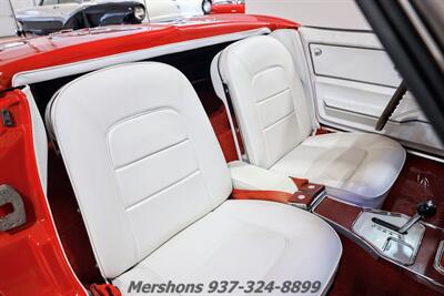 1965 Chevrolet Corvette   - Photo 21 - Springfield, OH 45503