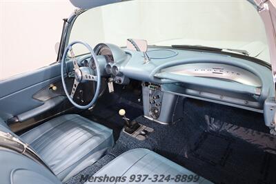 1960 Chevrolet Corvette   - Photo 11 - Springfield, OH 45503