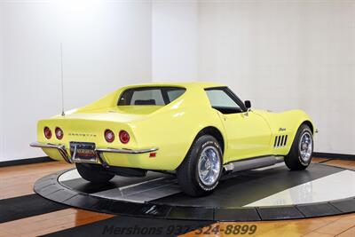 1969 Chevrolet Corvette   - Photo 9 - Springfield, OH 45503