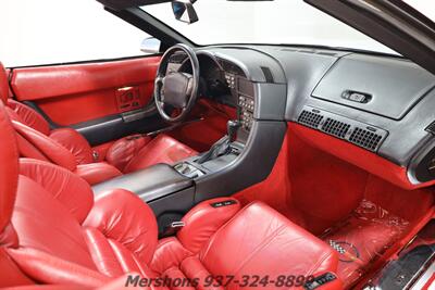 1990 Chevrolet Corvette   - Photo 15 - Springfield, OH 45503