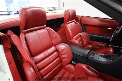 1990 Chevrolet Corvette   - Photo 14 - Springfield, OH 45503