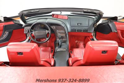 1990 Chevrolet Corvette   - Photo 2 - Springfield, OH 45503