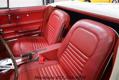 1967 Chevrolet Corvette   - Photo 13 - Springfield, OH 45503