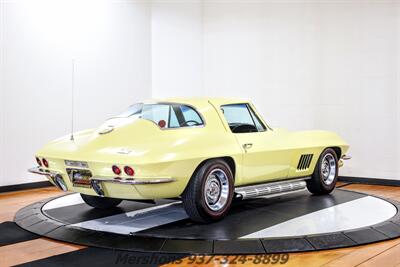 1967 Chevrolet Corvette   - Photo 9 - Springfield, OH 45503