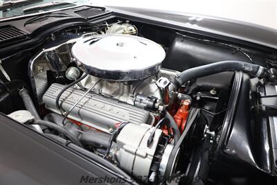1964 Chevrolet Corvette   - Photo 13 - Springfield, OH 45503