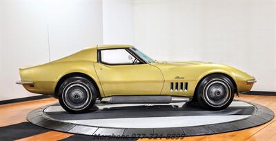 1969 Chevrolet Corvette   - Photo 8 - Springfield, OH 45503