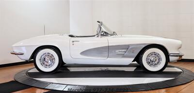 1961 Chevrolet Corvette   - Photo 8 - Springfield, OH 45503