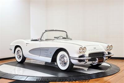 1961 Chevrolet Corvette   - Photo 7 - Springfield, OH 45503