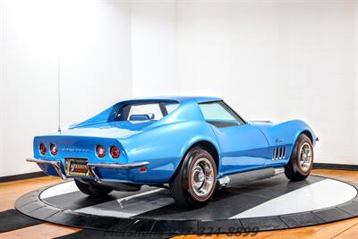 1969 Chevrolet Corvette   - Photo 10 - Springfield, OH 45503