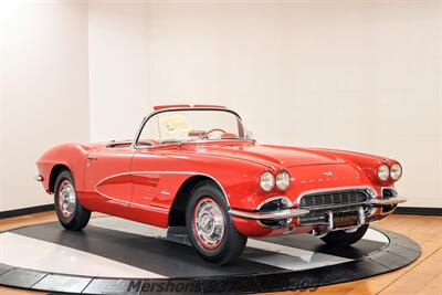 1961 Chevrolet Corvette   - Photo 4 - Springfield, OH 45503