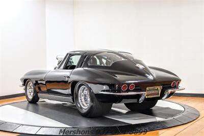 1963 Chevrolet Corvette   - Photo 5 - Springfield, OH 45503