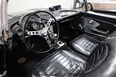 1959 Chevrolet Corvette   - Photo 13 - Springfield, OH 45503