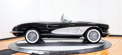 1959 Chevrolet Corvette   - Photo 8 - Springfield, OH 45503