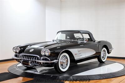 1959 Chevrolet Corvette   - Photo 10 - Springfield, OH 45503