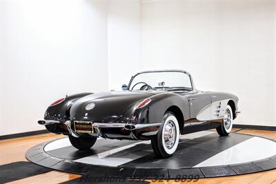 1959 Chevrolet Corvette   - Photo 9 - Springfield, OH 45503