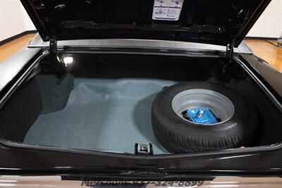 1970 Pontiac Grand Prix   - Photo 18 - Springfield, OH 45503