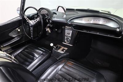 1959 Chevrolet Corvette   - Photo 14 - Springfield, OH 45503