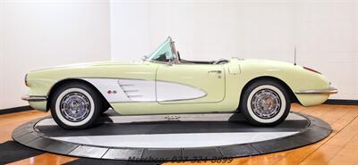 1959 Chevrolet Corvette   - Photo 6 - Springfield, OH 45503