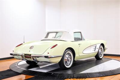 1959 Chevrolet Corvette   - Photo 11 - Springfield, OH 45503